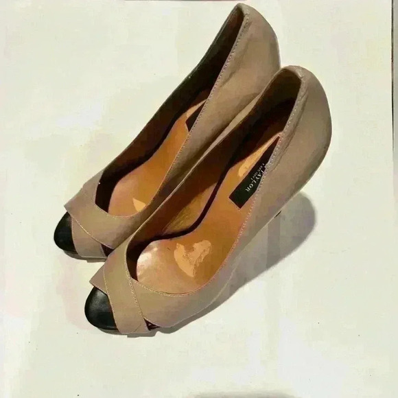 Ann Taylor Slip On Stiletto Heels Sz. 9M - Picture 4 of 6